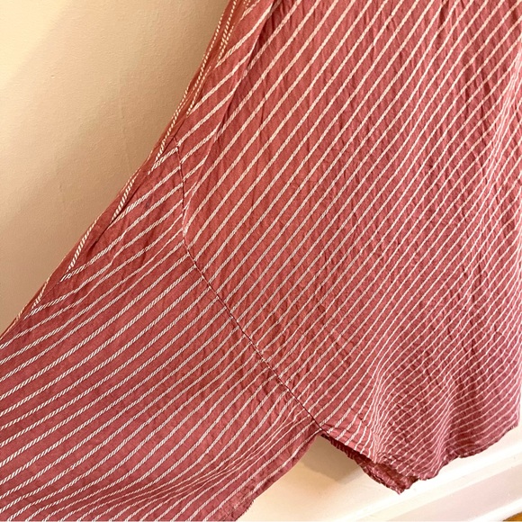 Linen made in Italy maxi dress pink with white stripes adjustable straps - Picture 5 of 6